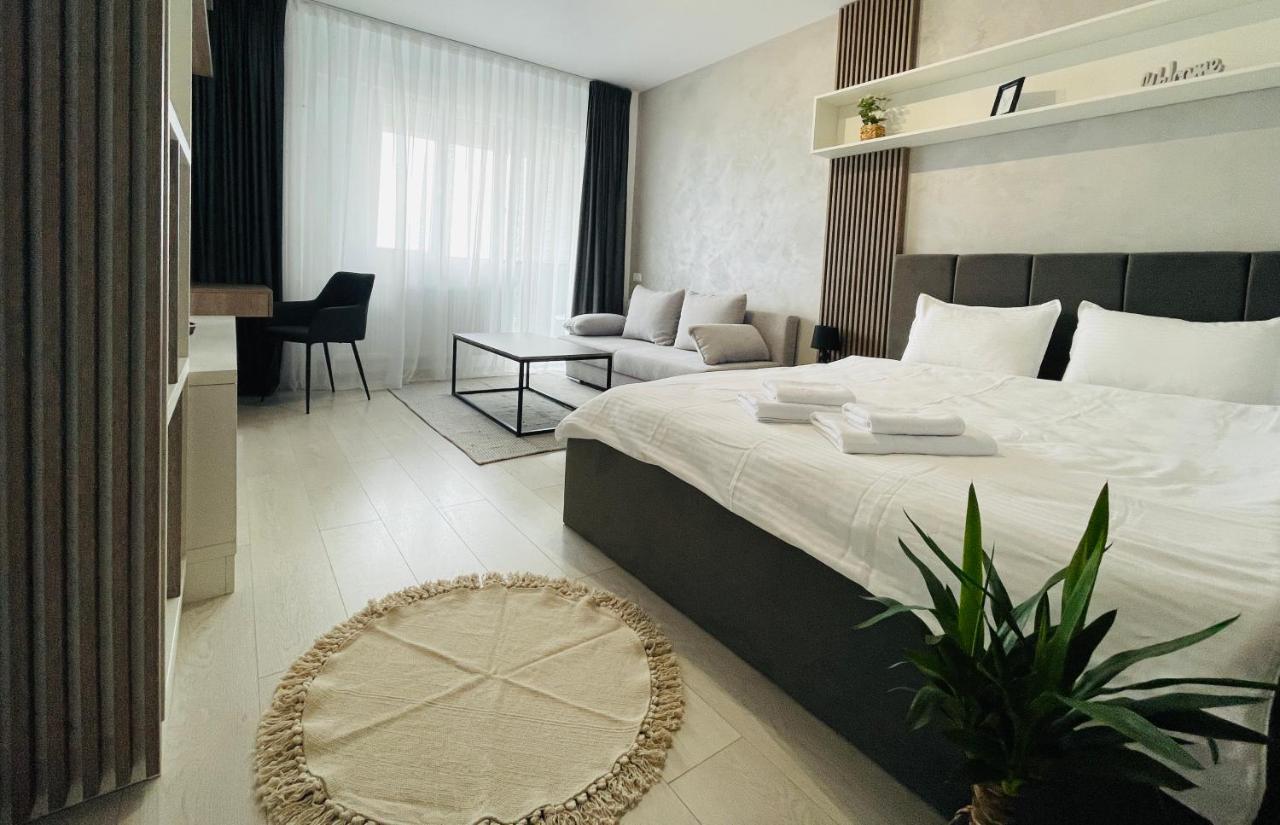 Q Royal Apartment - Palas Center Iasi Exteriér fotografie