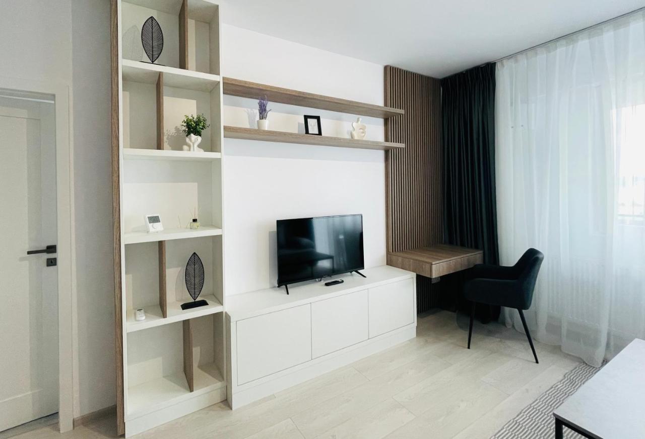 Q Royal Apartment - Palas Center Iasi Exteriér fotografie